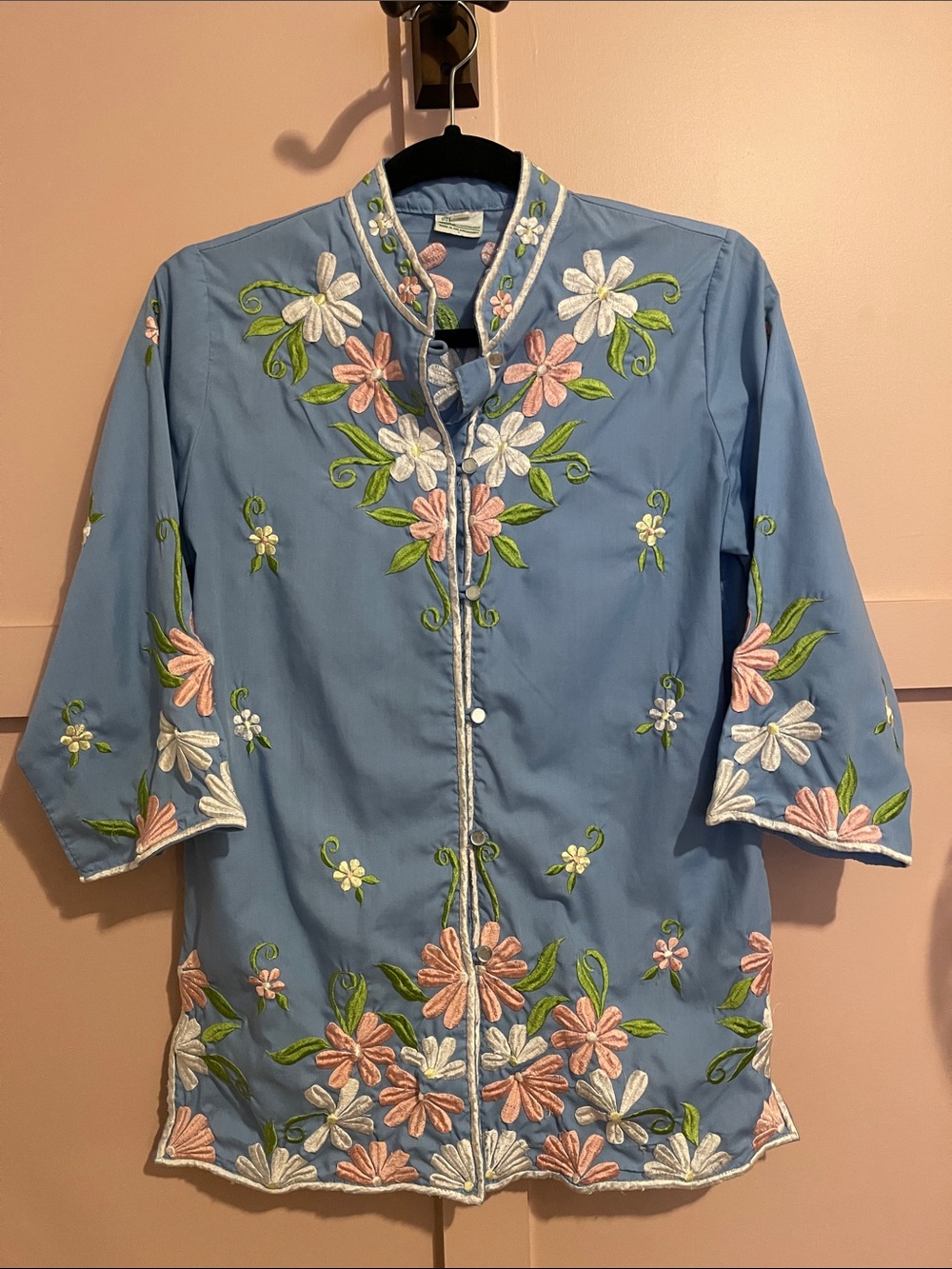 Vintage Embroidered Floral Blue Kimono